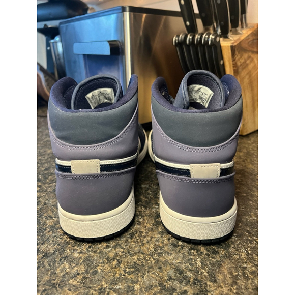 Nike Air Jordan 1 Mid Obsidian Sanded Purple - Picture 3 of 10